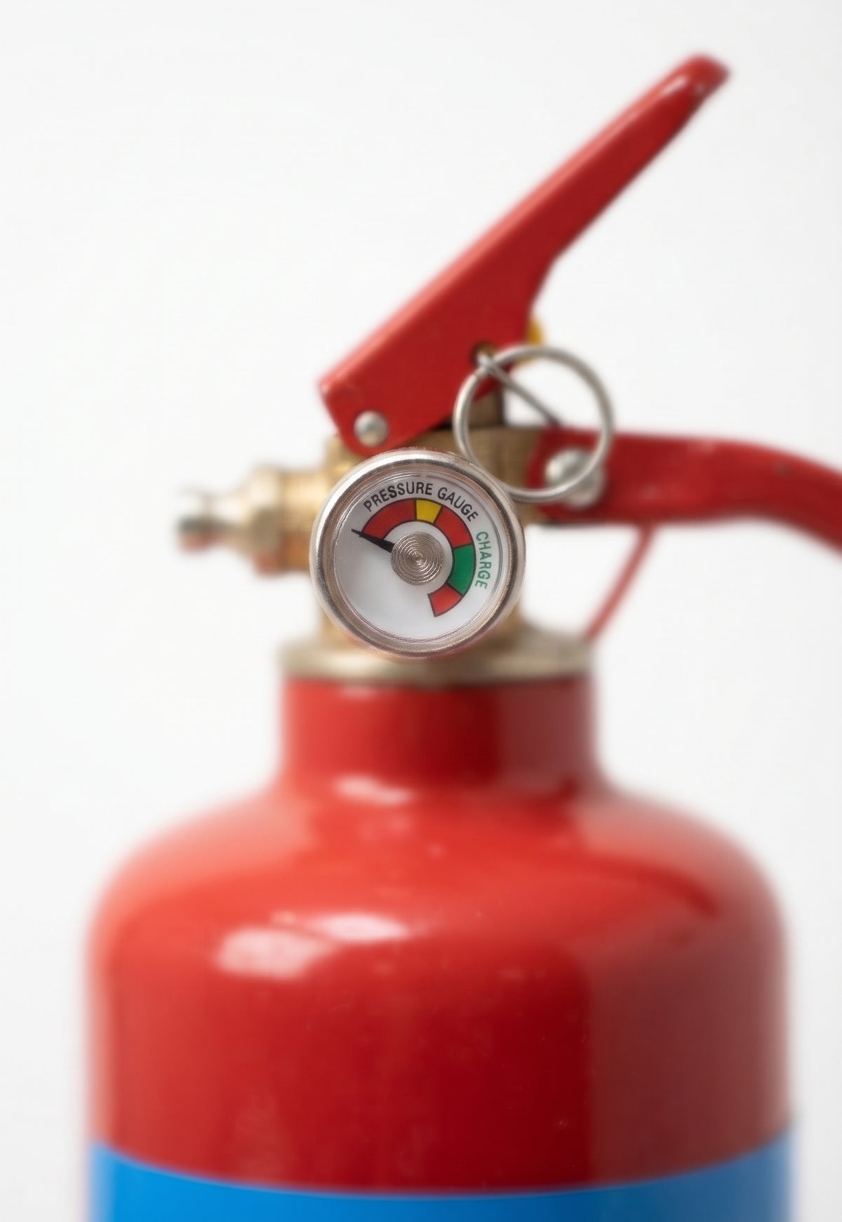 1kg ABC Dry Powder Fire Extinguisher BSI Kitemarked – EN3 Certified With Gauge & Mounting Bracket For Home, Office, Car & Kitchen